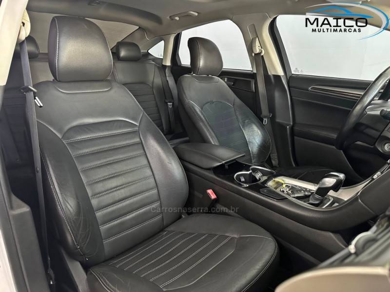 FORD - FUSION - 2014/2014 - Branca - R$ 72.900,00