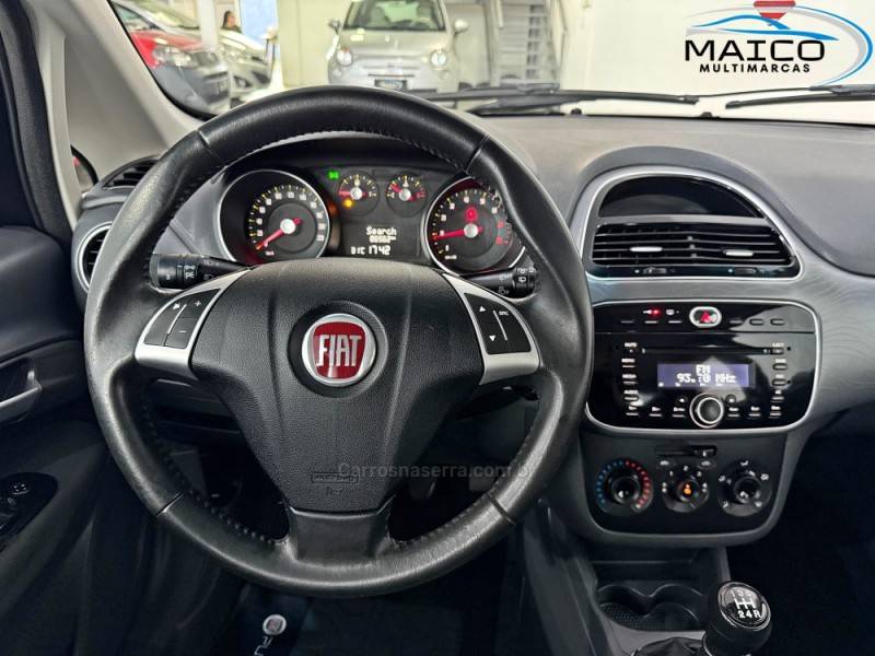 FIAT - PUNTO - 2016/2016 - Preta - R$ 47.900,00