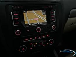 VOLKSWAGEN - JETTA - 2012/2012 - Cinza - R$ 74.900,00